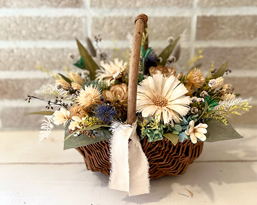 「お好きな花材で作れる ドライフラワーバスケットアレンジ」
